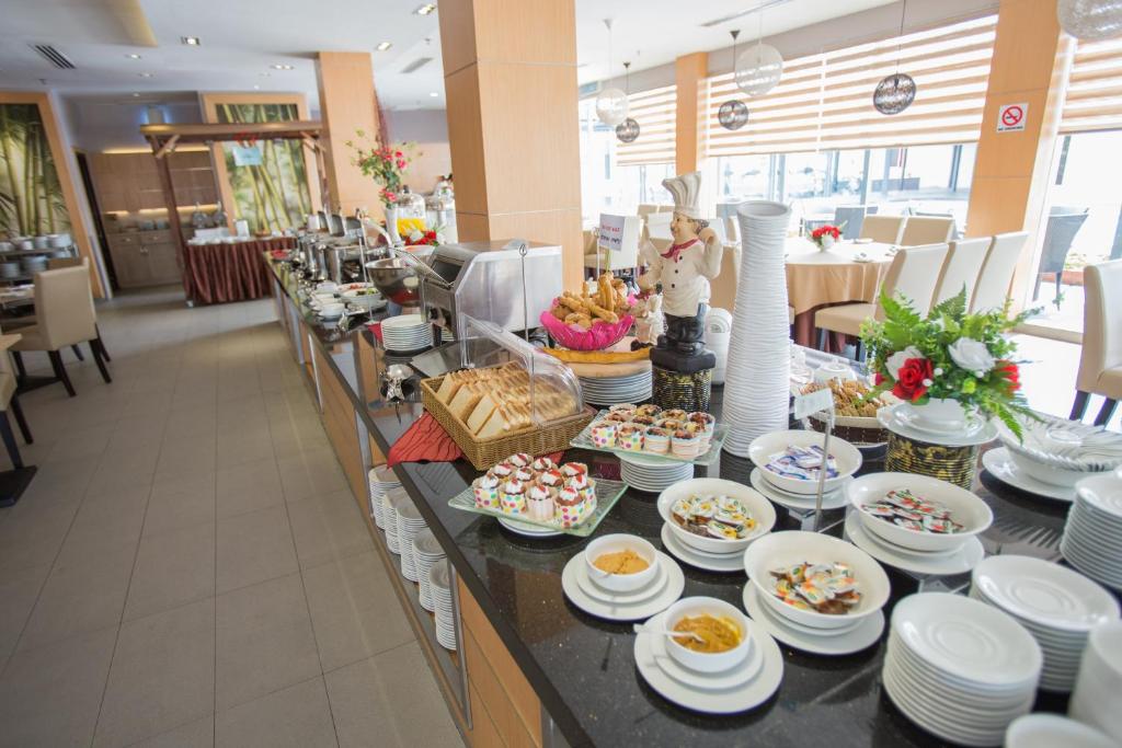 VIP Hotel gallery photo 6