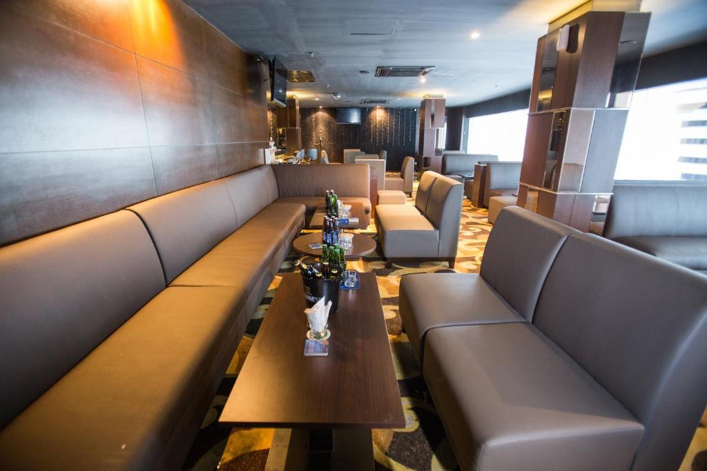 VIP Hotel gallery photo 21