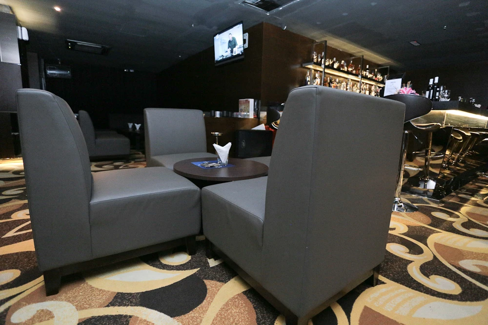 V-Club lounge