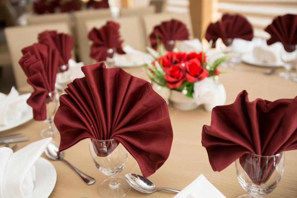 VIP Hotel gallery photo 27