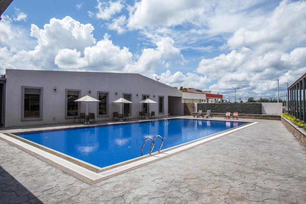 VIP Hotel gallery photo 23
