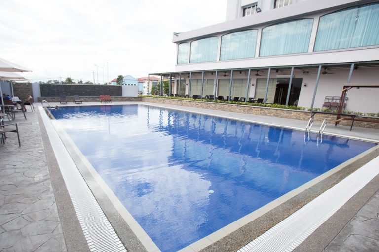 Pool terrace